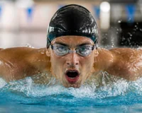 Cómo evitar el vaho en tus gafas de natación: Trucos definitivos dFUijhYtesd