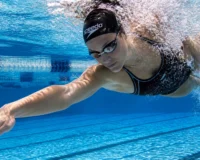 Nutrición pre y post entreno en natación: qué comer para rendir y recuperar al 100% 9444L4B0P_x
