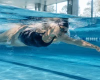 Pretemporada de natación otoño-invierno: cómo progresar de verdad qEoeVoB8Wtw